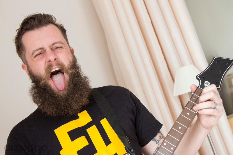 Illustration for article titled Guitar Hero Is Back This Fall, And You'll Only Need Three Fingers